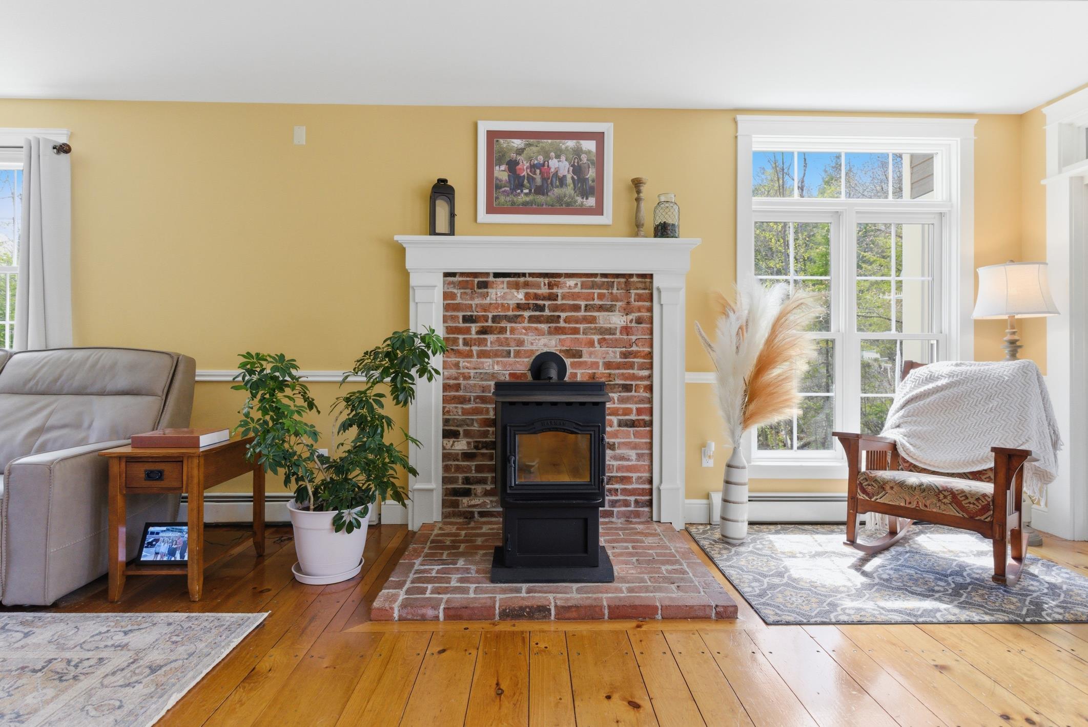 105 Dyer Road Lewiston, ME 04240 - Photo 28 of 110 Living Room Pellet Stove