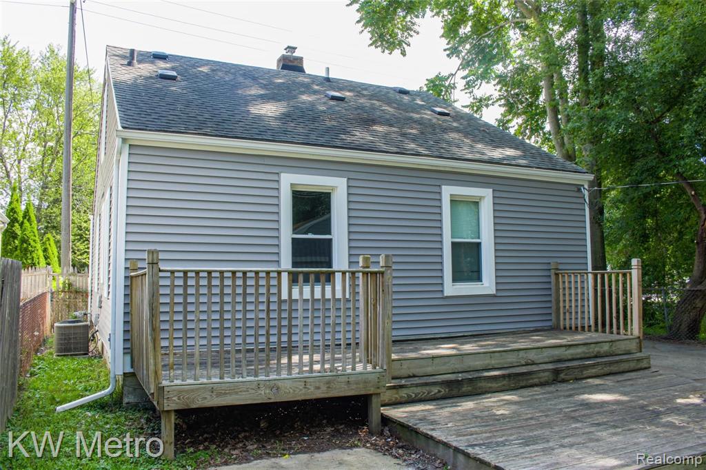 1522 South Campbell Road Royal Oak, MI 48067 - Photo 32 of 39