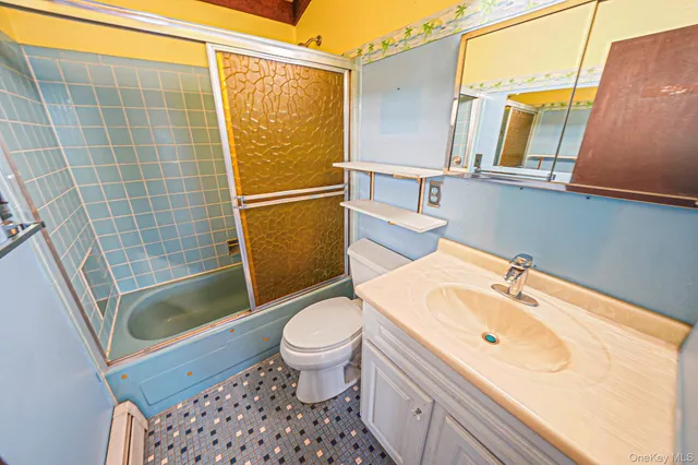 $600,000 | 1344 Boston Avenue, Bay Shore, NY 11706