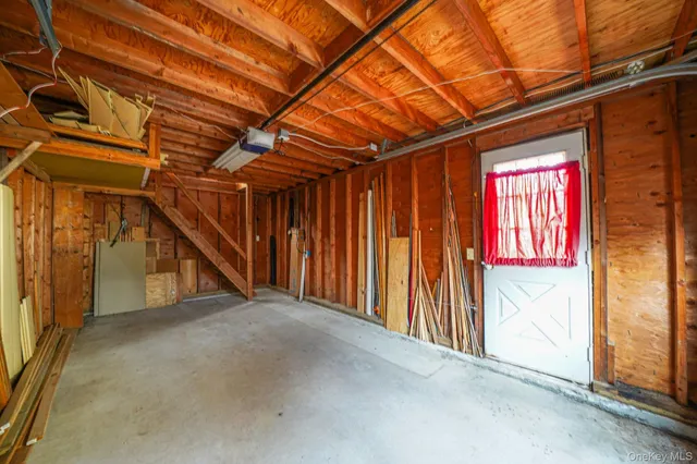 $600,000 | 1344 Boston Avenue, Bay Shore, NY 11706