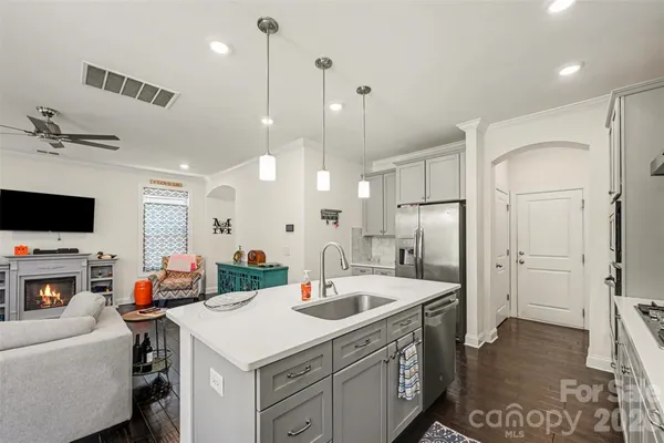 $525,000 | 11707 Clems Branch Drive, Charlotte, NC 28277