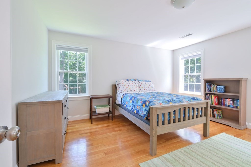 20 Parkridge Road Wayland, MA 01778 - Photo 13 of 40