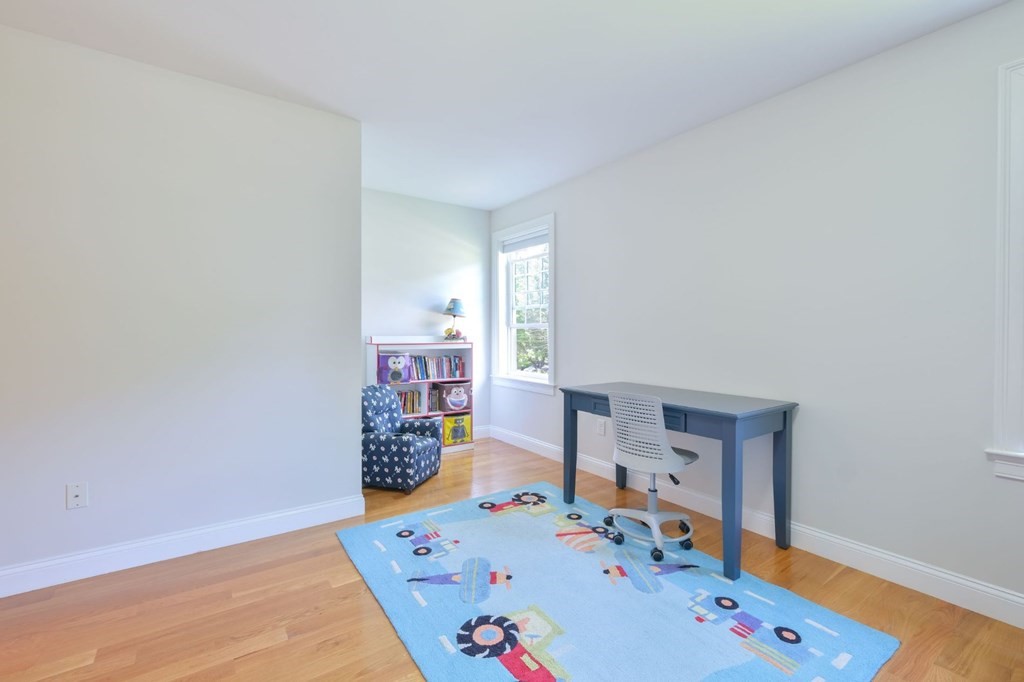 20 Parkridge Road Wayland, MA 01778 - Photo 17 of 40