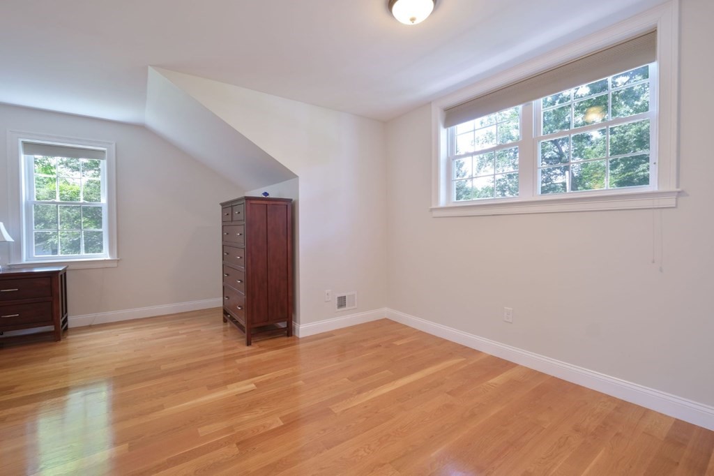 20 Parkridge Road Wayland, MA 01778 - Photo 23 of 40