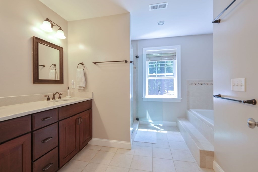 20 Parkridge Road Wayland, MA 01778 - Photo 24 of 40