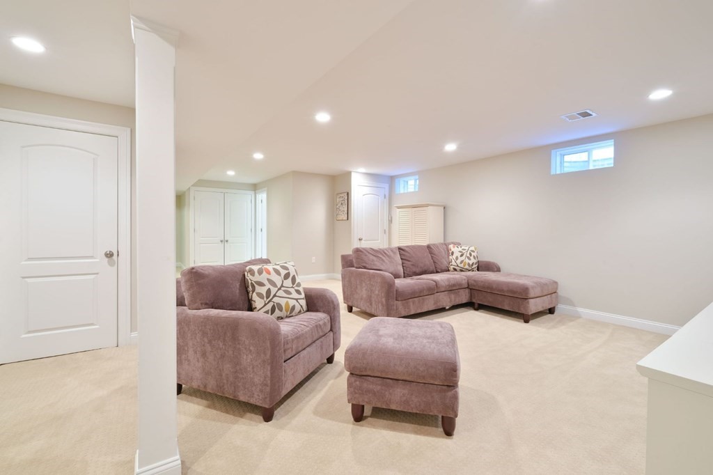 20 Parkridge Road Wayland, MA 01778 - Photo 30 of 40