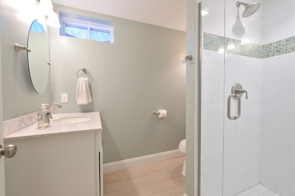 20 Parkridge Road Wayland, MA 01778 - Photo 31 of 40