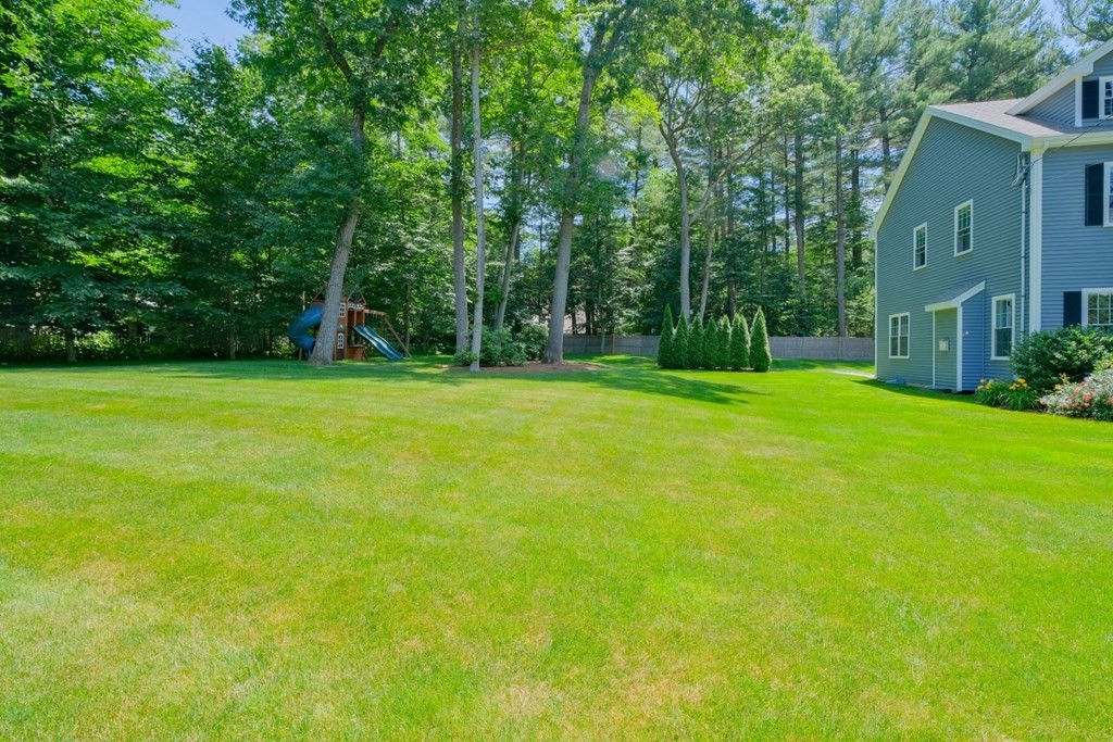 20 Parkridge Road Wayland, MA 01778 - Photo 37 of 40
