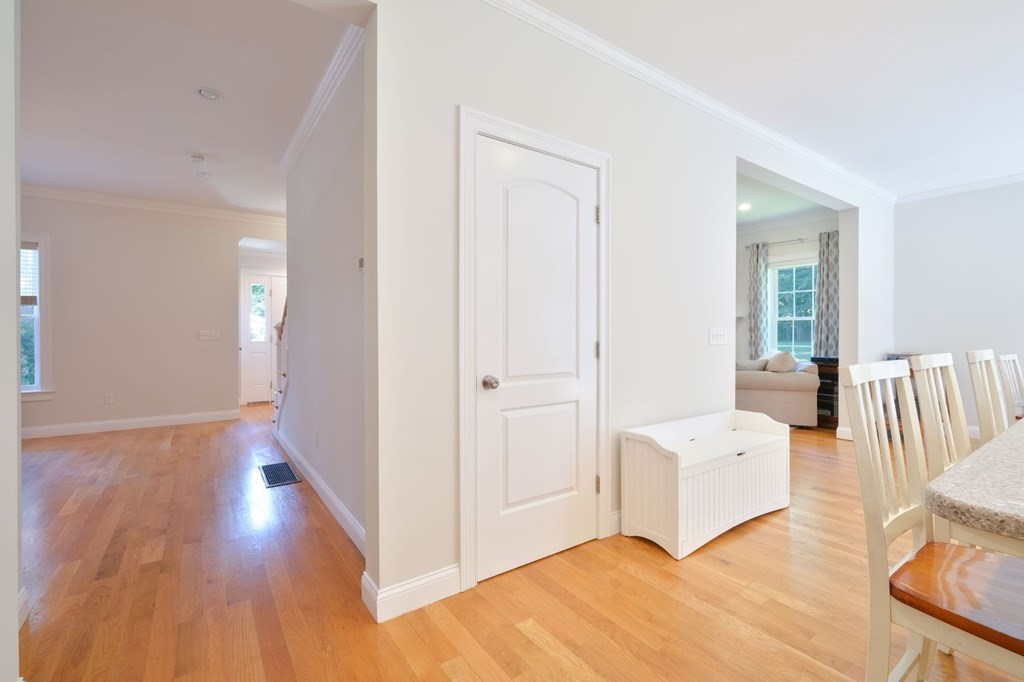 20 Parkridge Road Wayland, MA 01778 - Photo 9 of 40