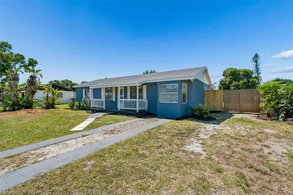 $399,997 | 2309 21st Avenue West, Bradenton, FL 34205