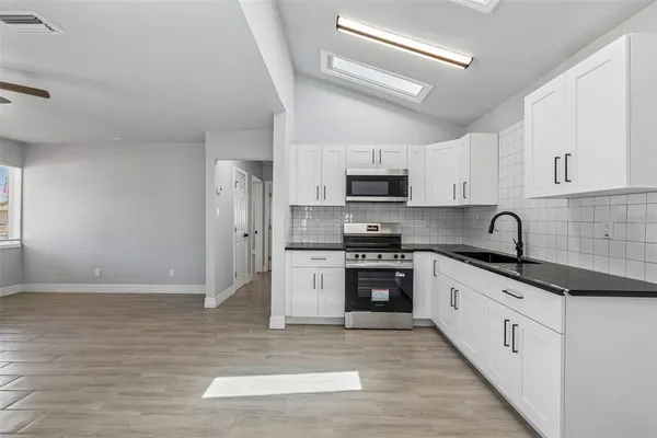 $399,997 | 2309 21st Avenue West, Bradenton, FL 34205