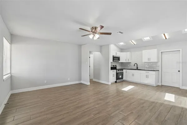 $399,997 | 2309 21st Avenue West, Bradenton, FL 34205
