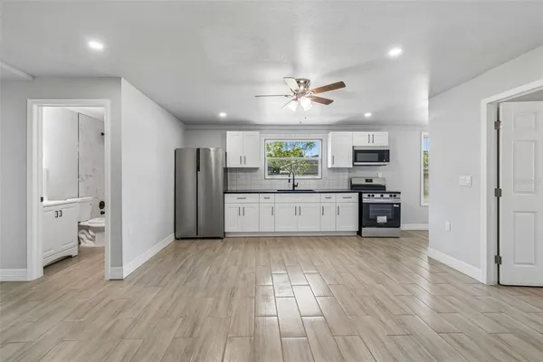 $399,997 | 2309 21st Avenue West, Bradenton, FL 34205
