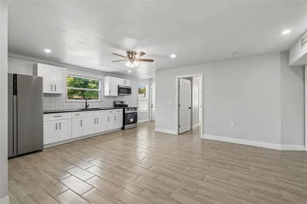 $399,997 | 2309 21st Avenue West, Bradenton, FL 34205
