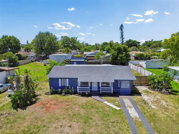 $399,997 | 2309 21st Avenue West, Bradenton, FL 34205
