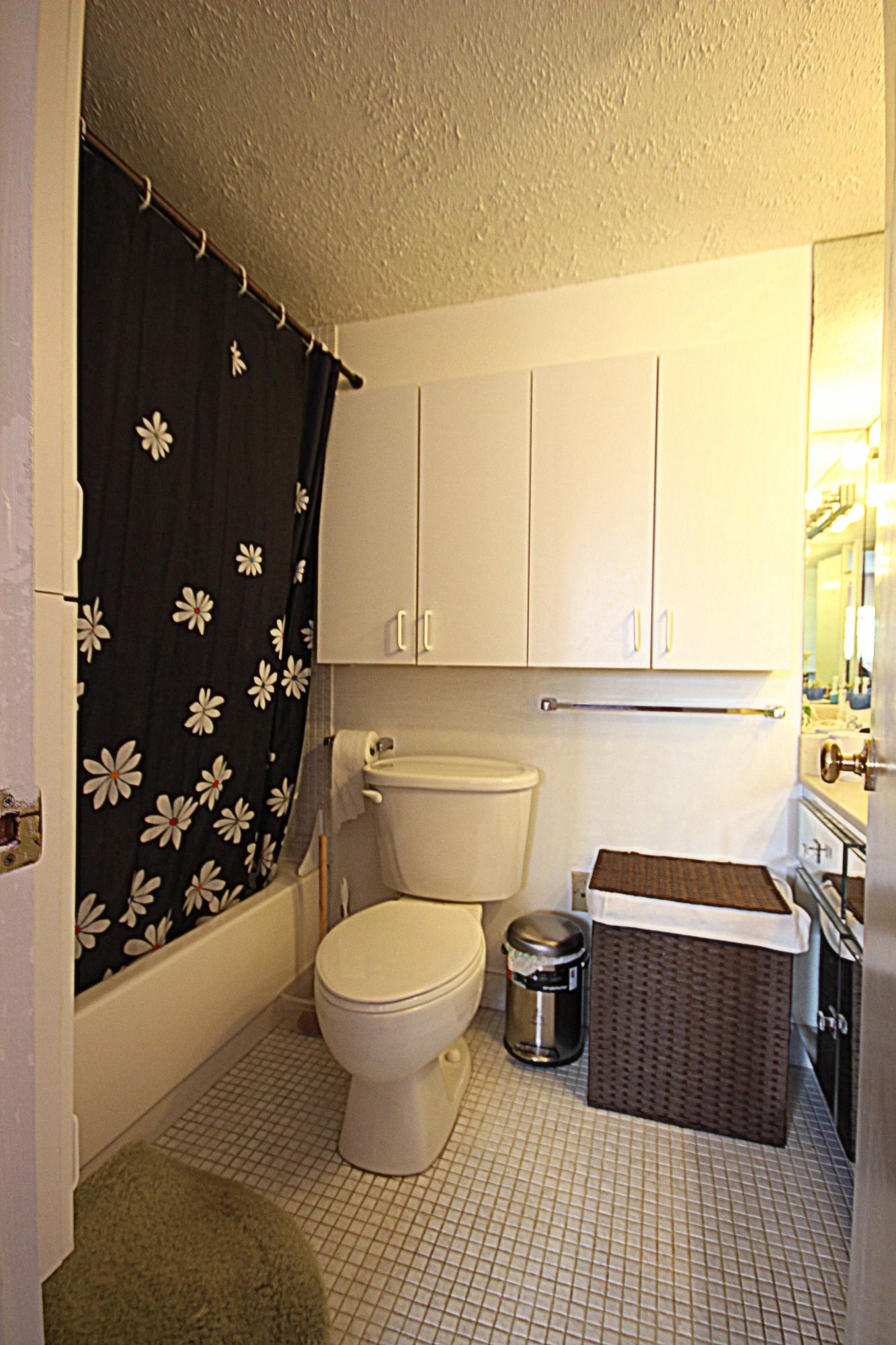 5700 Northwest 2nd Avenue, Unit 210 Boca Raton, FL 33487 - Photo 13 of 19 MST BTH5700 NW 2ND AVE 210 (15)