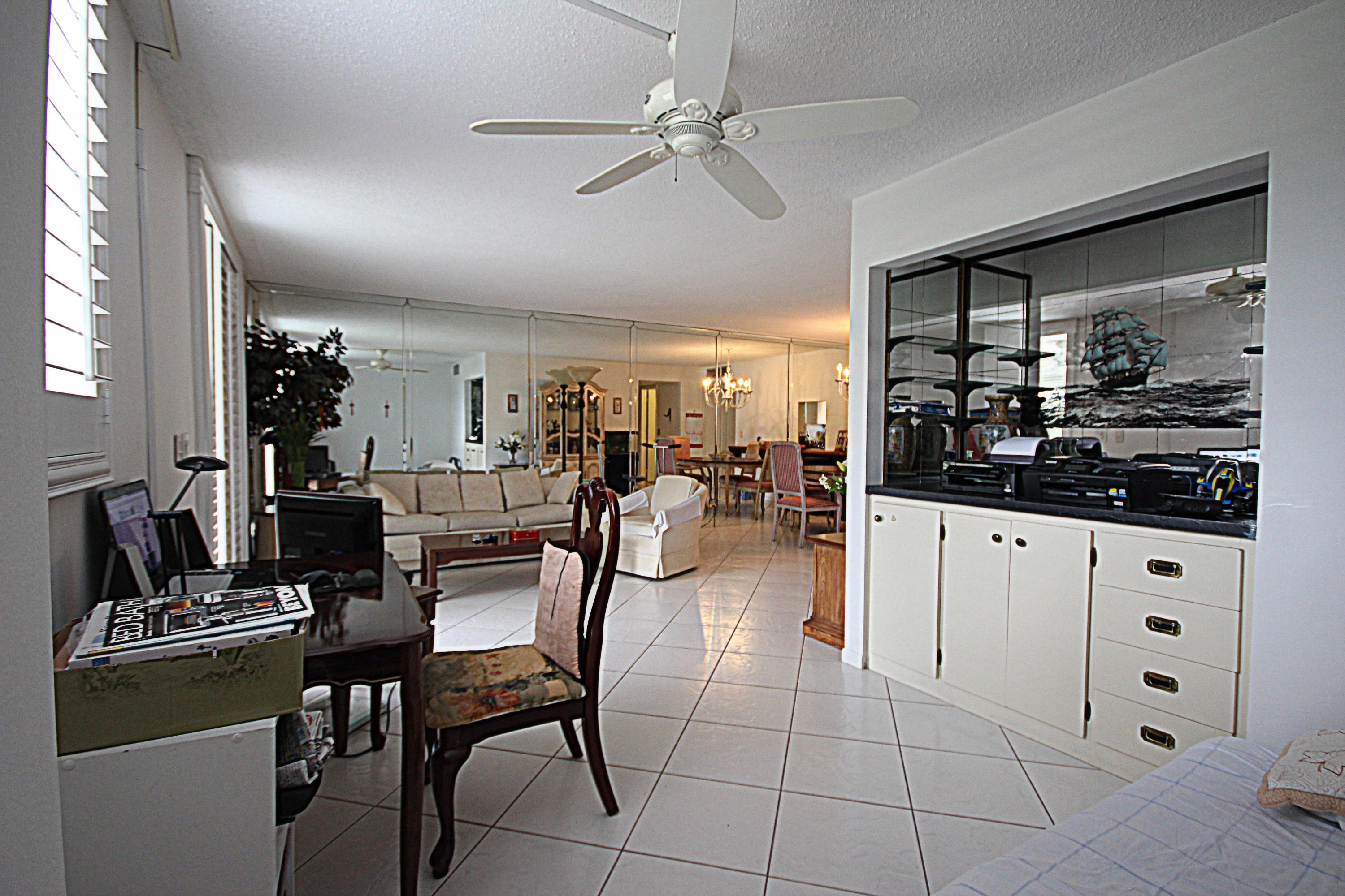 5700 Northwest 2nd Avenue, Unit 210 Boca Raton, FL 33487 - Photo 6 of 19 LVRM 5700 NW 2ND AVE 210 (7)