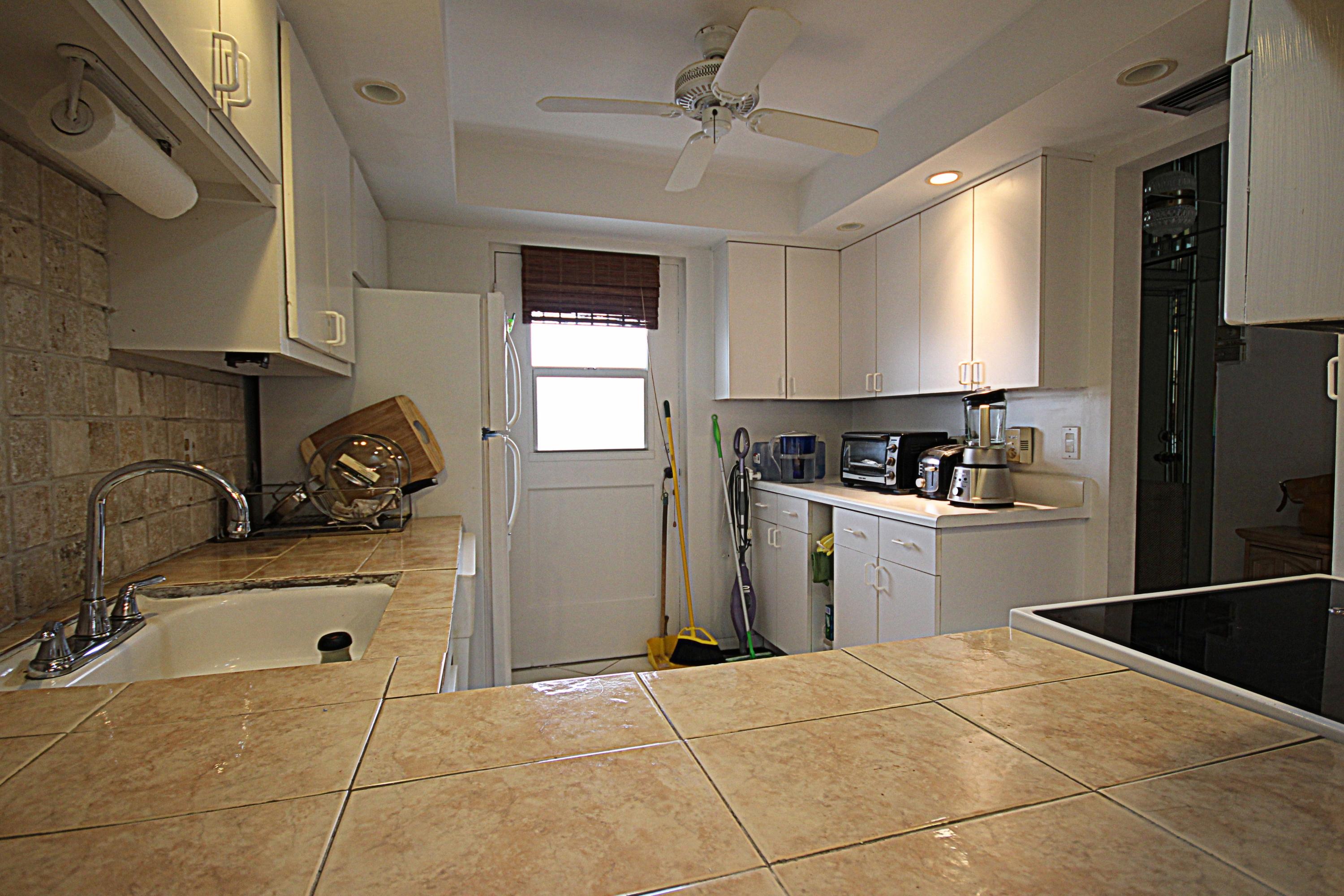 5700 Northwest 2nd Avenue, Unit 210 Boca Raton, FL 33487 - Photo 8 of 19 KITC 5700 NW 2ND AVE 210 (3)