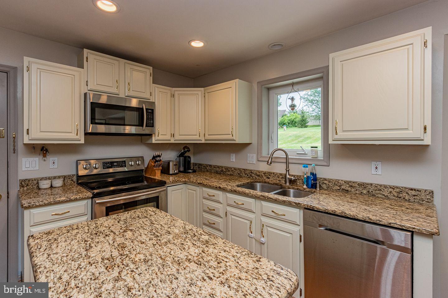 30 Ridge View Drive Coatesville, PA 19320 - Photo 8 of 37 Gallery Image 8