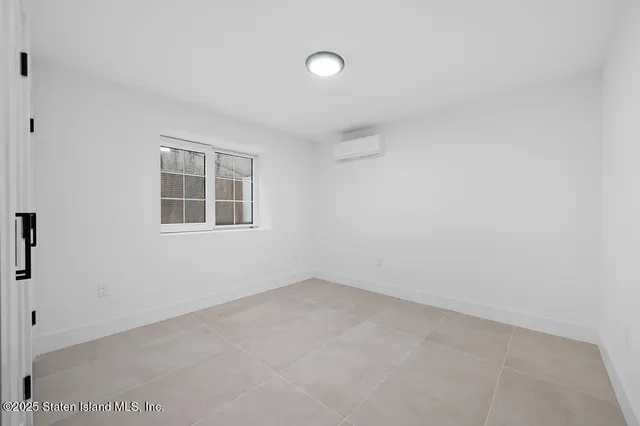 $1,399,000 | 5639 Amboy Road | Prince's Bay