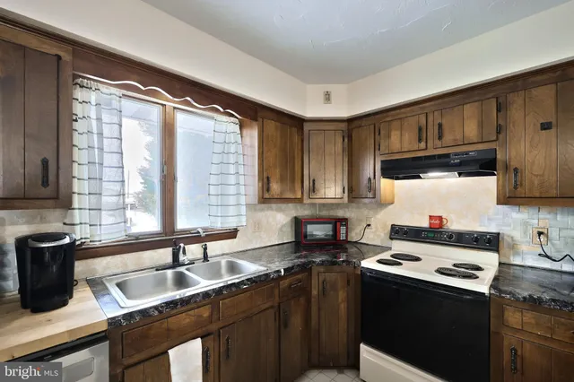 $215,000 | 21 5th Street, Hanover, PA 17331