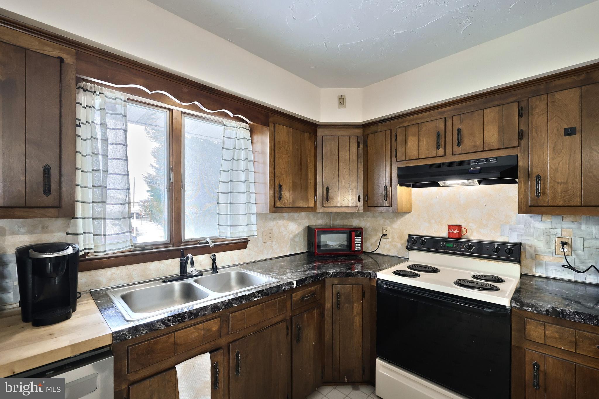 21 5th Street Hanover, PA 17331 - Photo 12 of 25 Gallery Image 12