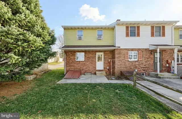$215,000 | 21 5th Street, Hanover, PA 17331