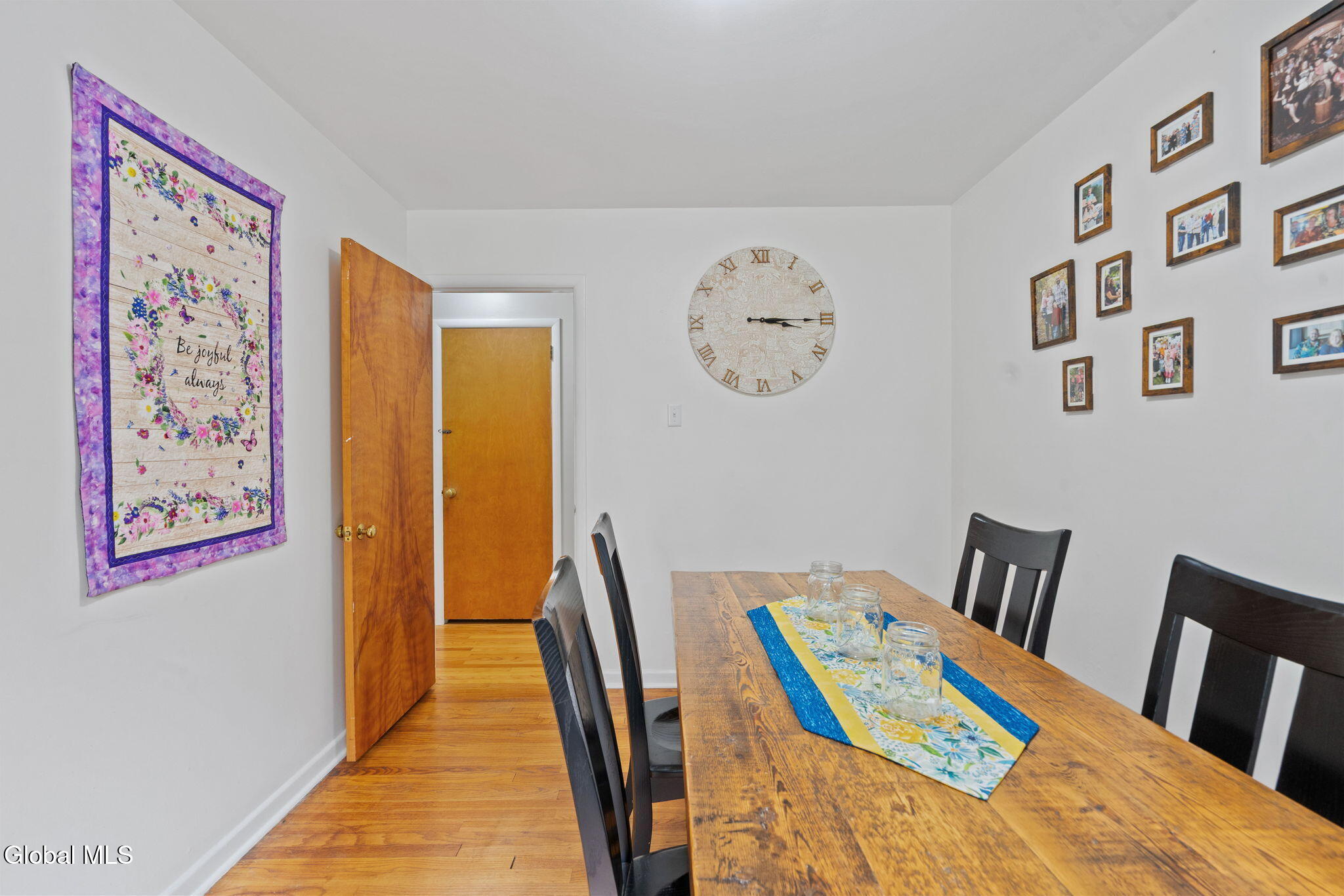 2303 Balltown Road Niskayuna, NY 12309 - Photo 34 of 46 33-web-or-mls-2303-balltown-rd