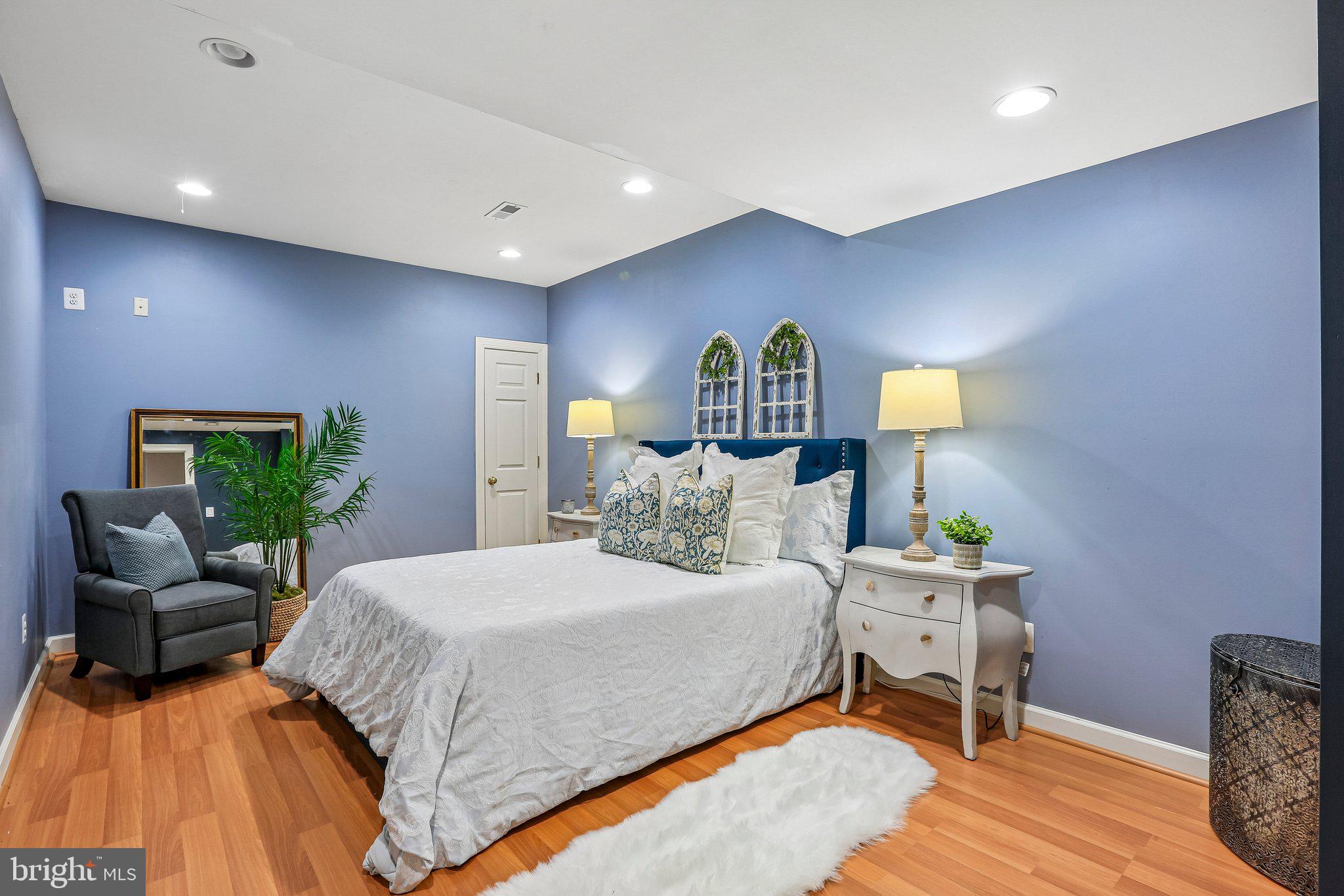 9308 Harrisons Farm Way Gaithersburg, MD 20882 - Photo 58 of 92 Lower level bonus room.