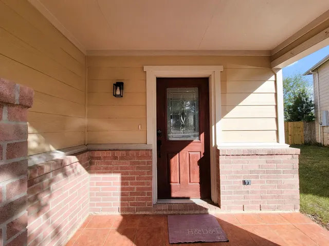 $1,950 | 16306 Kendons Way Lane, Cypress, TX 77429