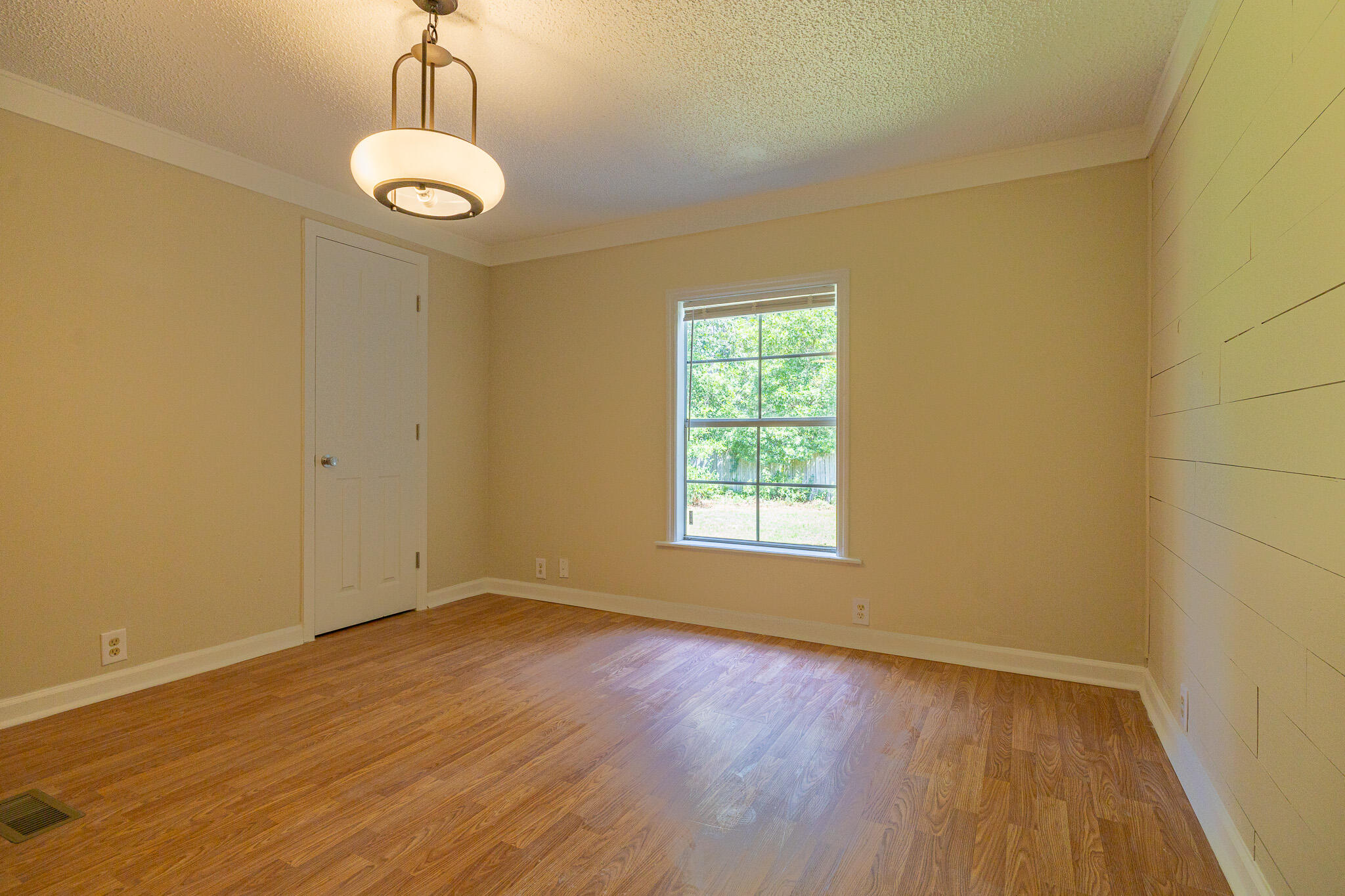 148 Grapevine Road Summerville, SC 29483 - Photo 14 of 23 IMG_9569-HDR