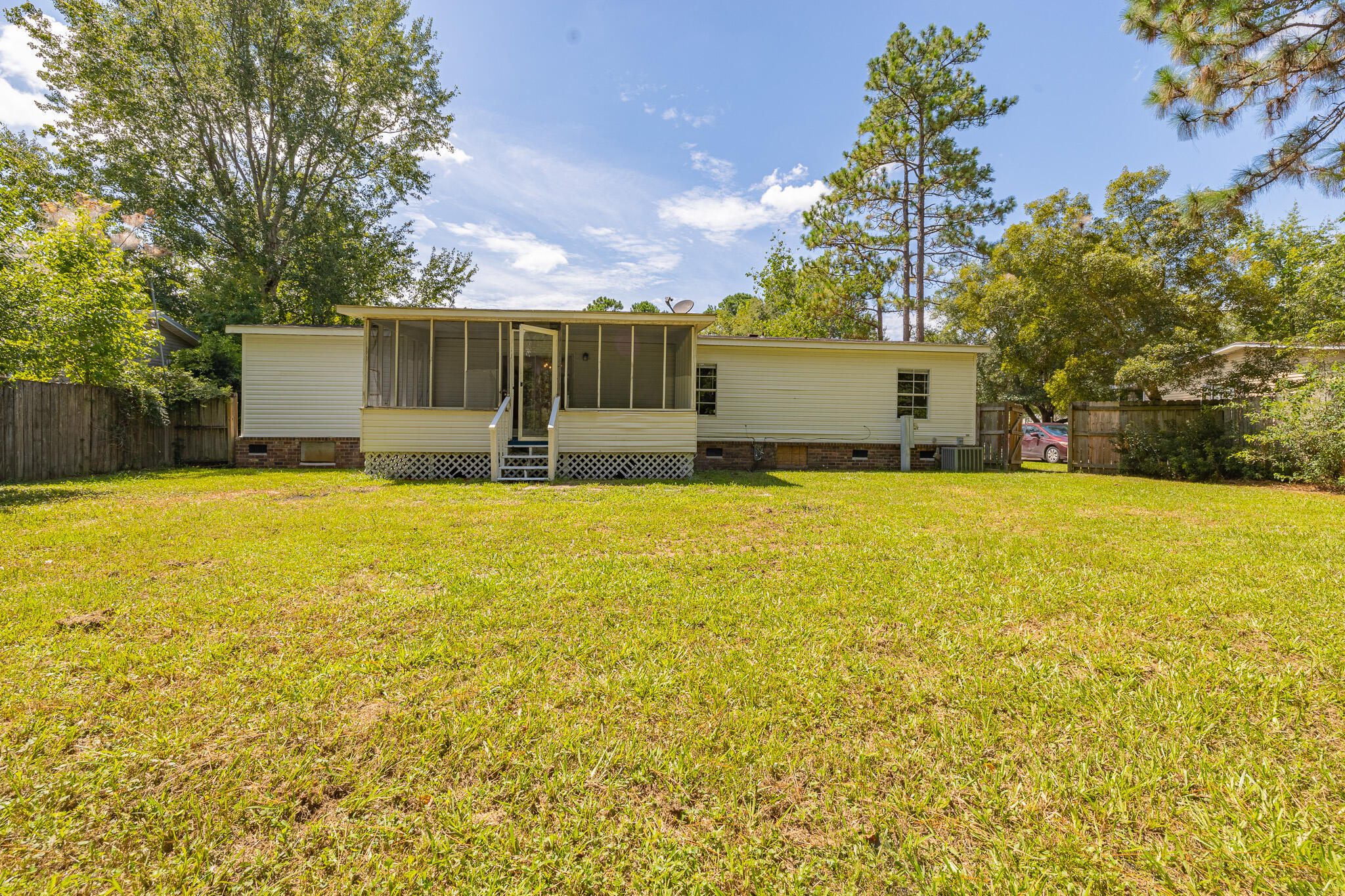 148 Grapevine Road Summerville, SC 29483 - Photo 6 of 23 IMG_9617-HDR