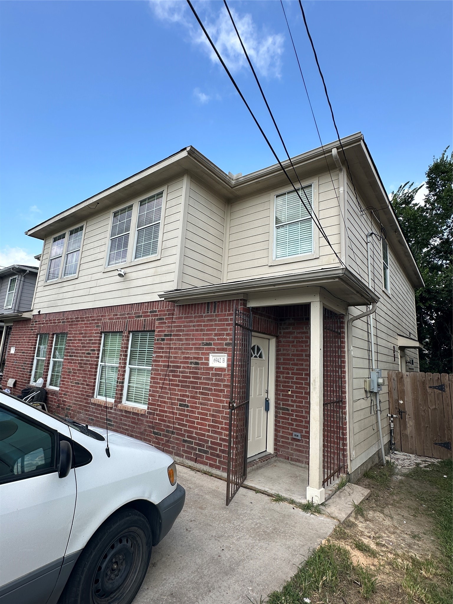 6942 Paris Street, Unit B Houston, TX 77021 - Photo 2 of 17