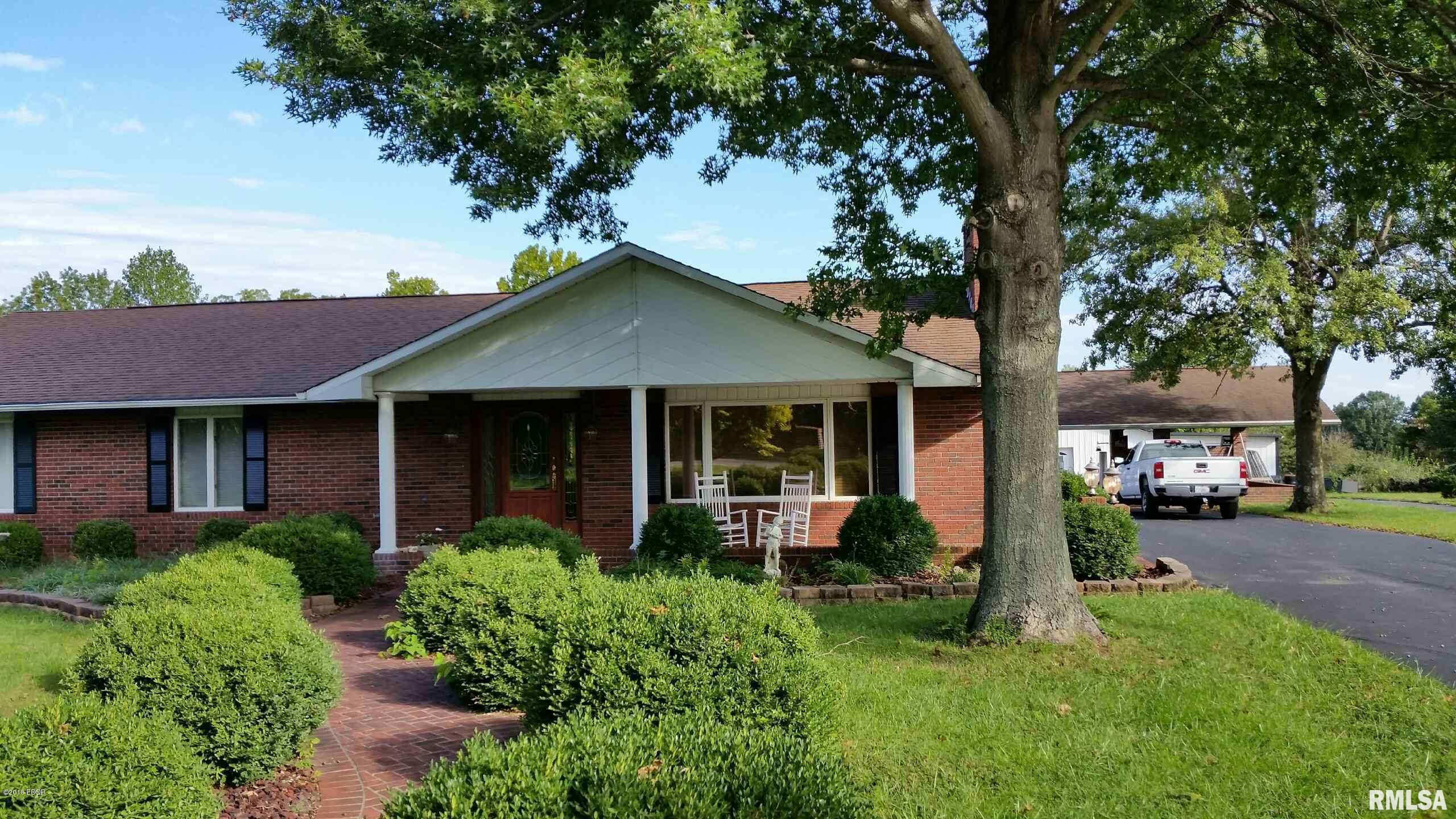 1853 Hoffman Road Murphysboro, IL 62966 - Photo 1 of 44 Gallery Image 1