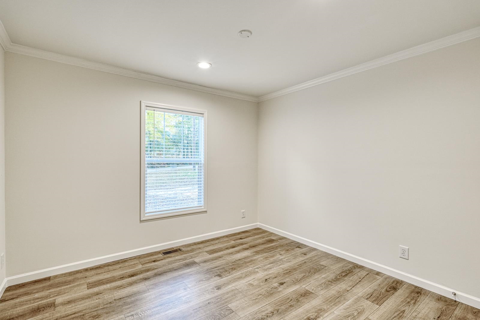 259 Kelly Road Spartanburg, SC 29307 - Photo 18 of 32