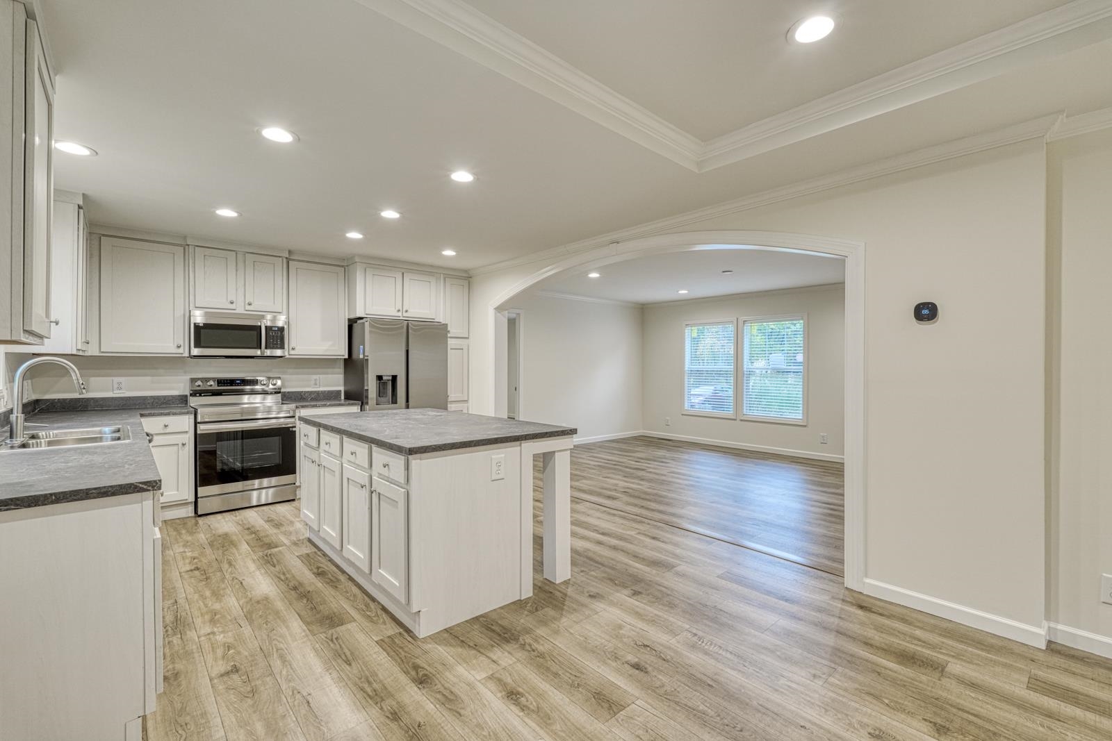 259 Kelly Road Spartanburg, SC 29307 - Photo 7 of 32