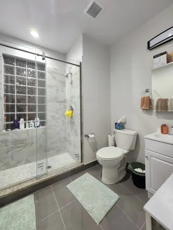 $3,600 | 1444 West Erie Street, Unit 3C, Chicago, IL 60642