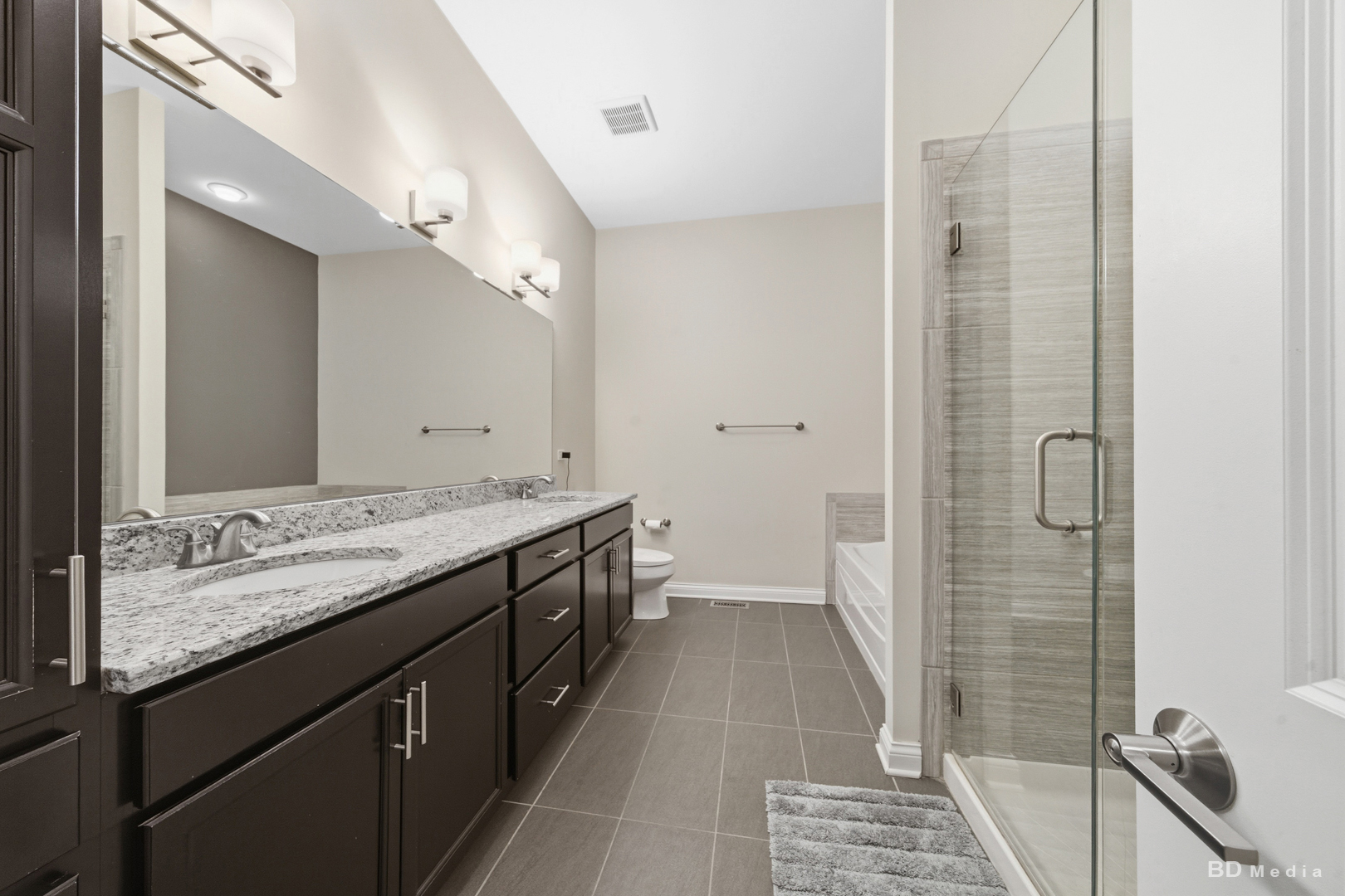 12876 Rosa Lane Lemont, IL 60439 - Photo 17 of 64
