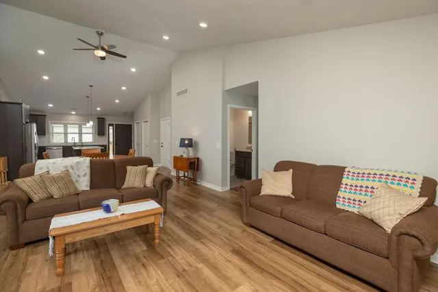 $352,900 | 2882 Meadowview Lane Northeast, Owatonna, MN 55060