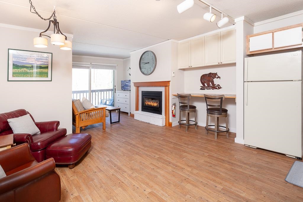 907 East Mountain Road, Unit G4 Killington, VT 05751 - Photo 11 of 17 Gallery Image 11
