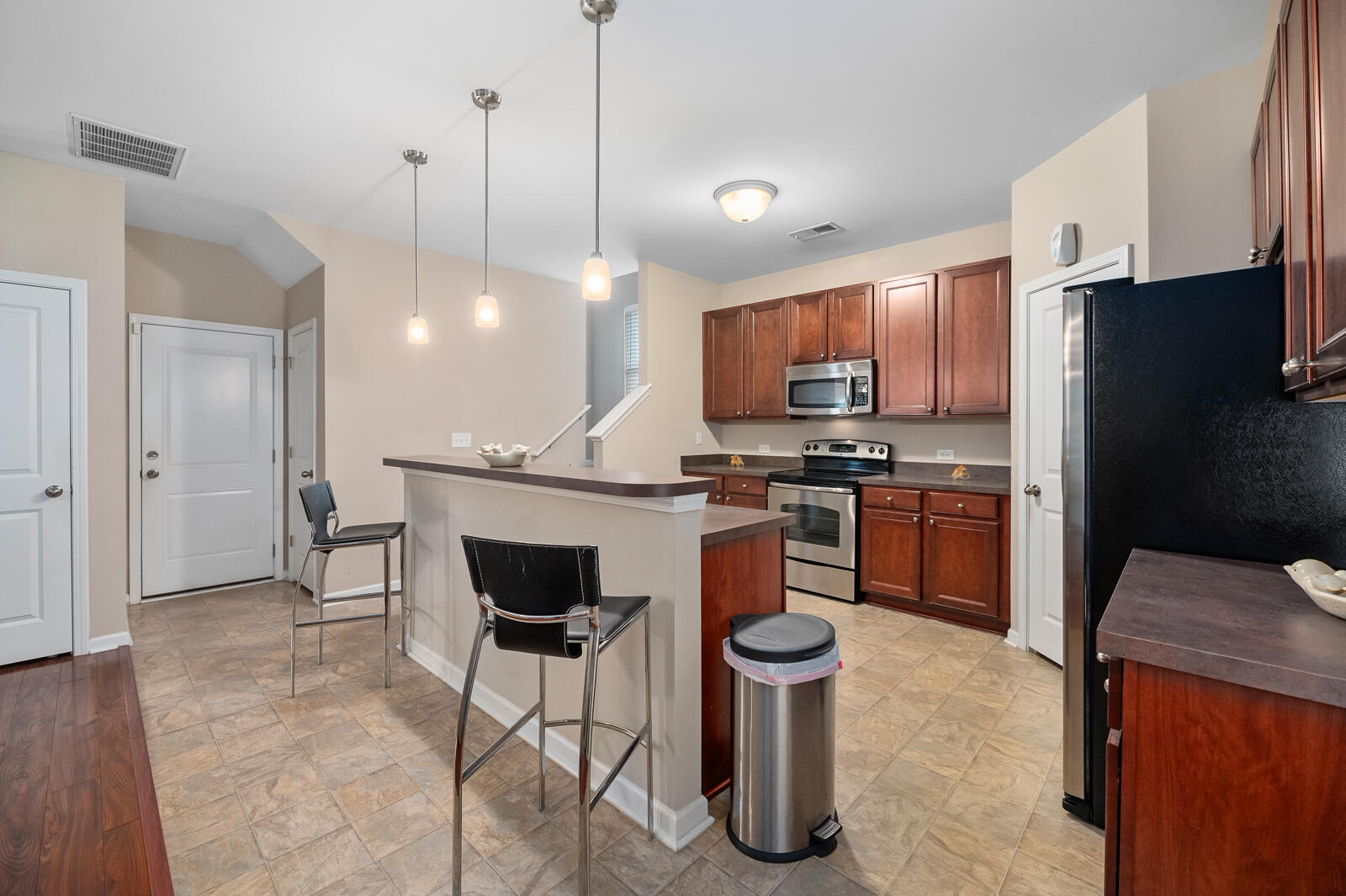 3818 Annapolis Way Ladson, SC 29456 - Photo 7 of 23 3818 Annapolis Way 7 of 25