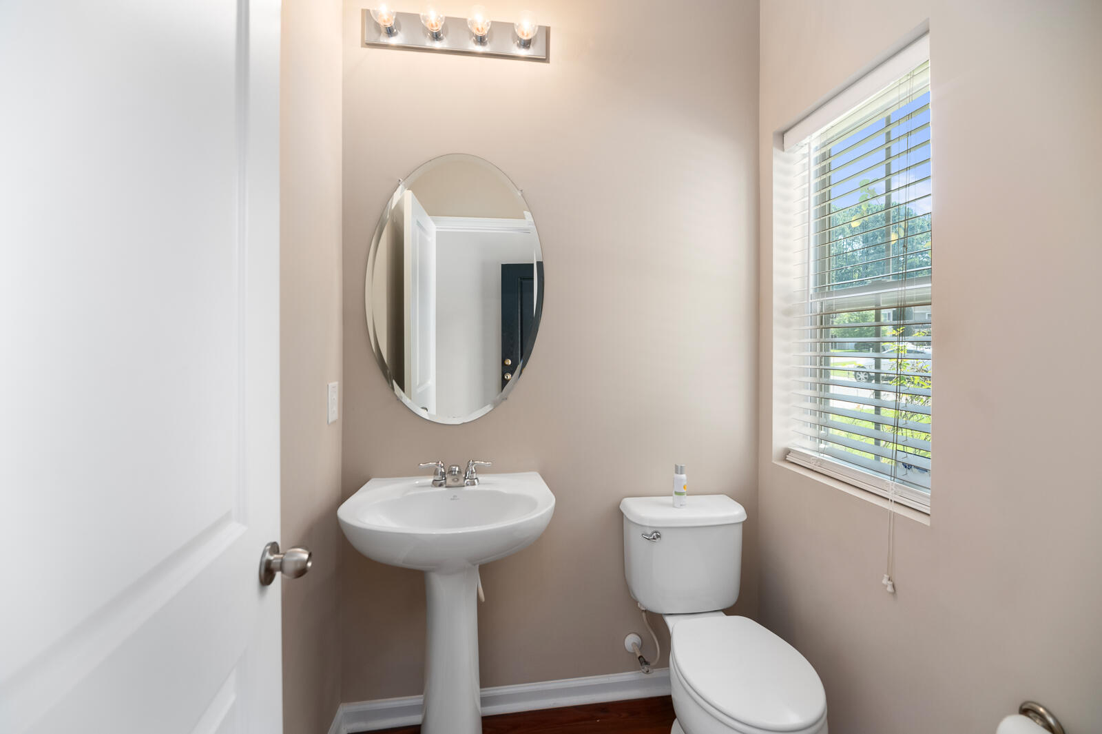 3818 Annapolis Way Ladson, SC 29456 - Photo 10 of 23 3818 Annapolis Way 10 of 25