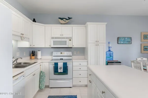 $522,000 | 1700 Salter Path Road, Unit 203Q SOUND, Indian Beach, NC 28512