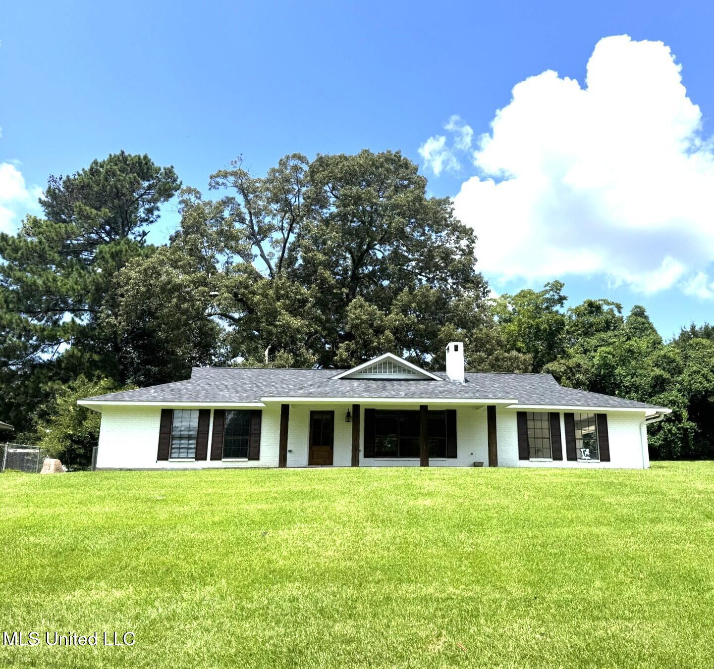 thumbnail_IMG_3226.jpg106 tanglewood 1