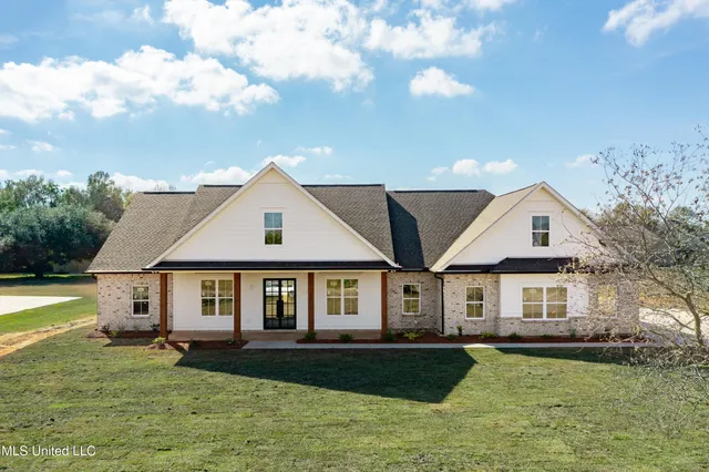 $595,000 | 12 Point Clear Drive, Carriere, MS 39426