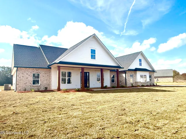 $595,000 | 12 Point Clear Drive, Carriere, MS 39426