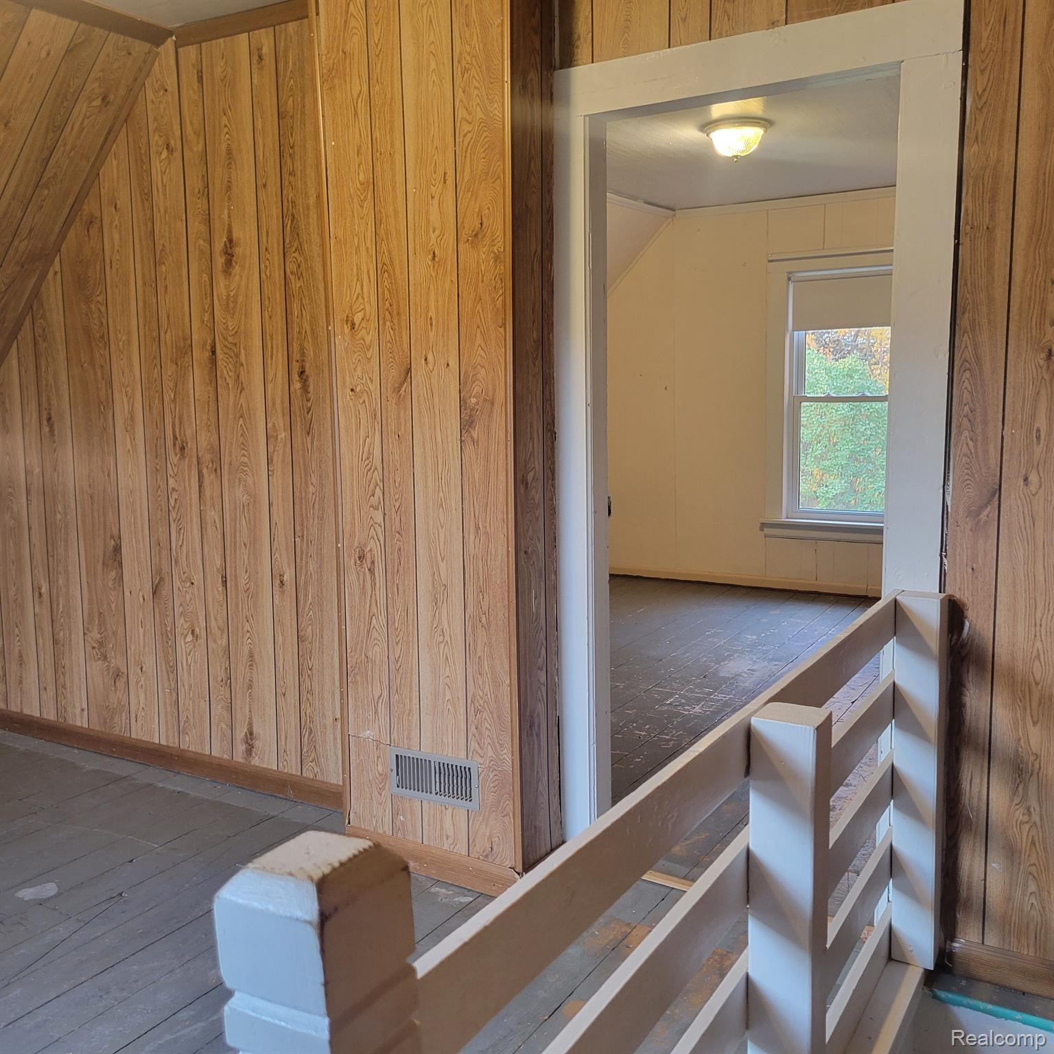 5782 Lyons Road Imlay City, MI 48444 - Photo 23 of 47 LOFT