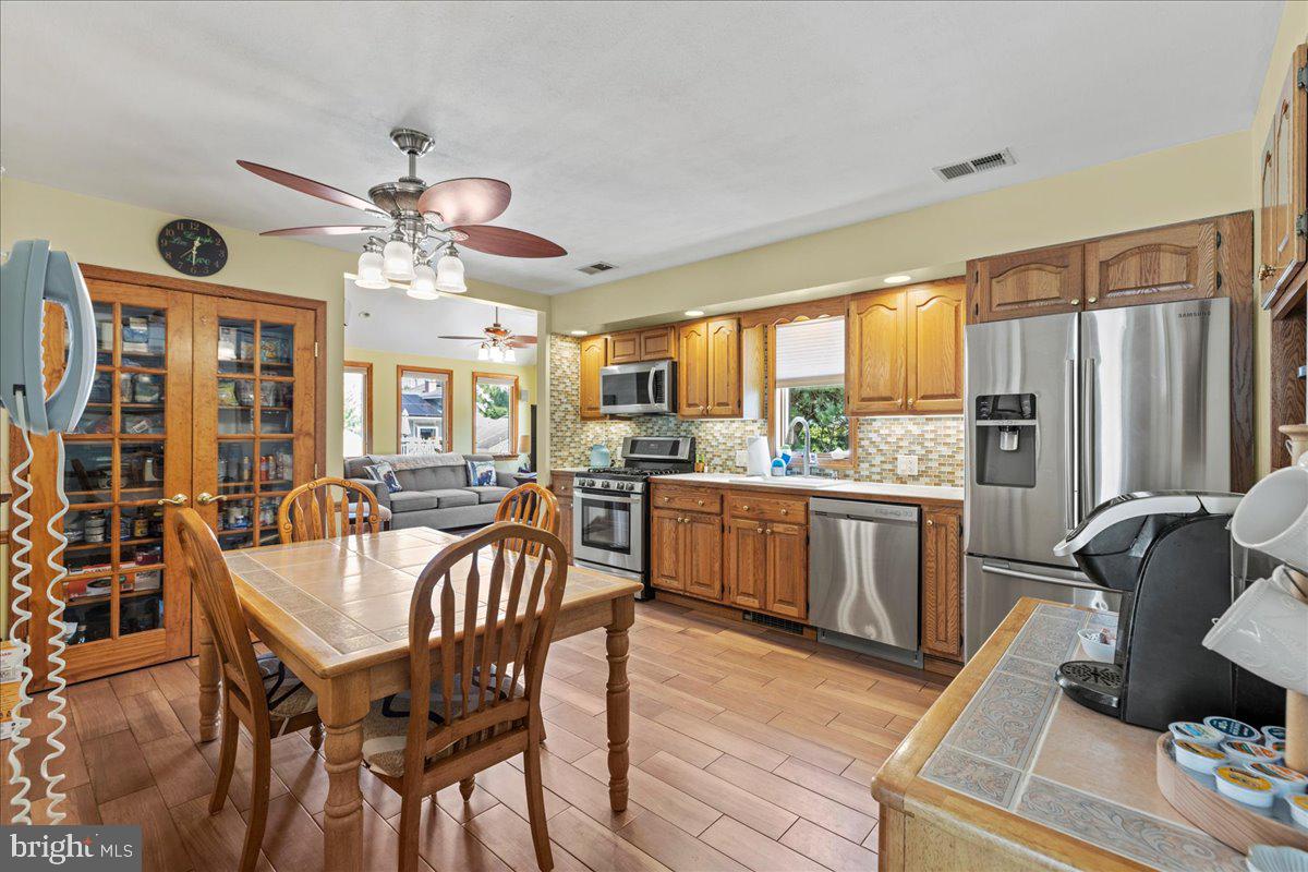 8 Cynthia Lane Hamilton, NJ 08619 - Photo 17 of 39