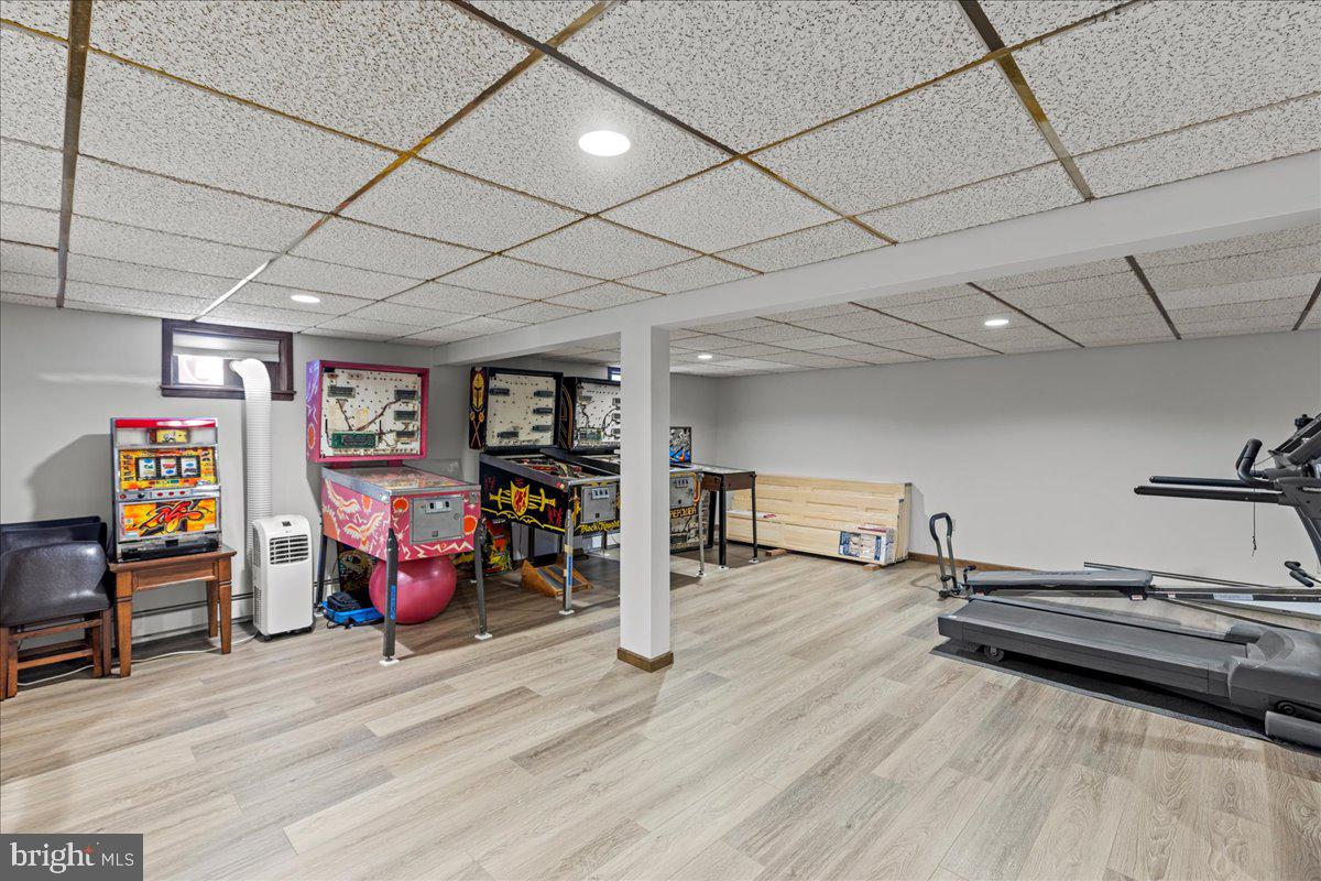 8 Cynthia Lane Hamilton, NJ 08619 - Photo 24 of 39