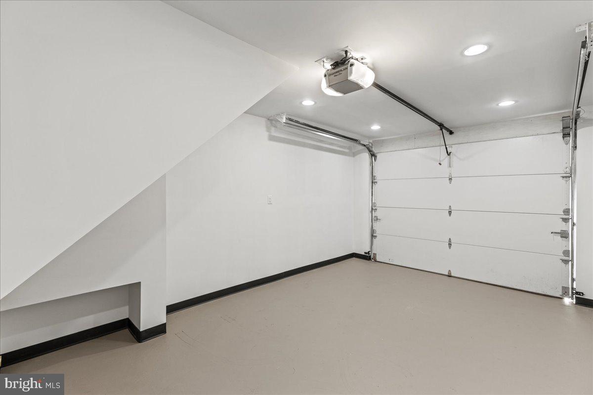 8 Cynthia Lane Hamilton, NJ 08619 - Photo 31 of 39